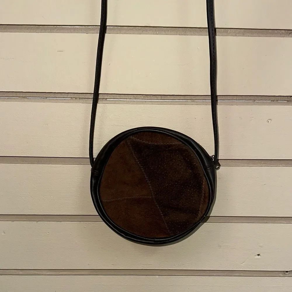 Elegant Brown Leather Crossbody Bag